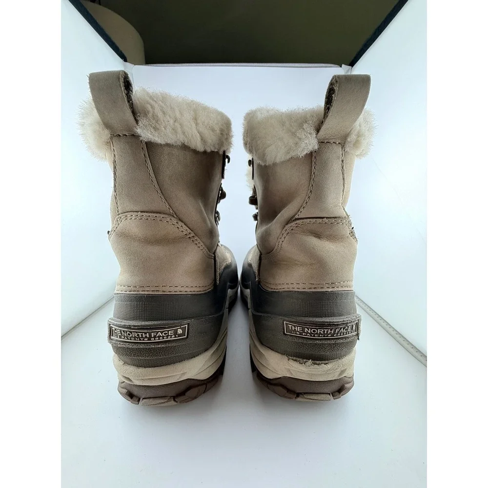 The North Face Women's Chilkat 400 Waterproof Insulated Winter Snow Boots